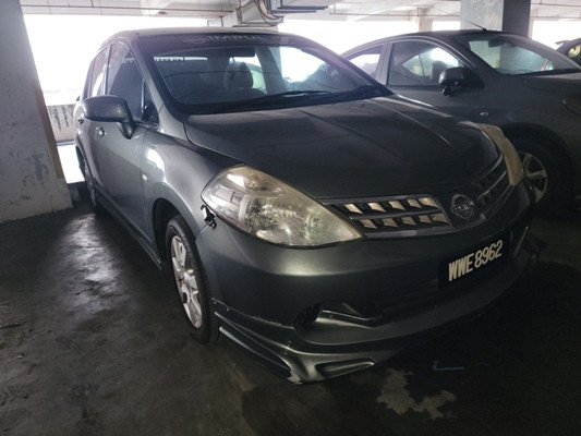 NISSAN LATIO 1.6 (A) SEDAN