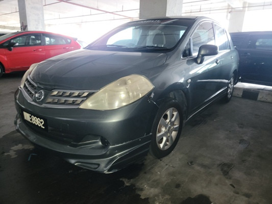 NISSAN LATIO 1.6 (A) SEDAN
