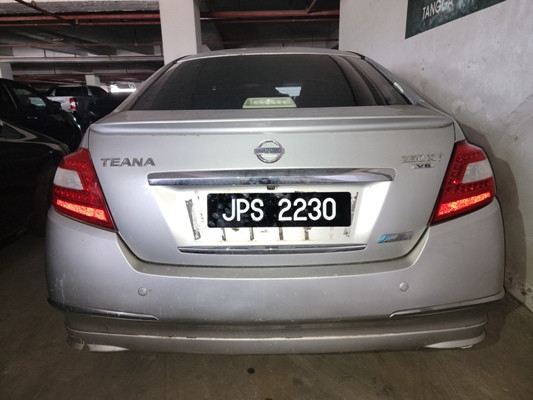 NISSAN TEANA 2.5(A)