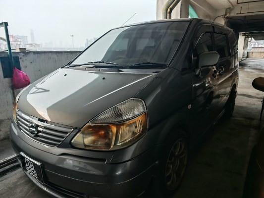 NISSAN SERENA 2.0 (A)