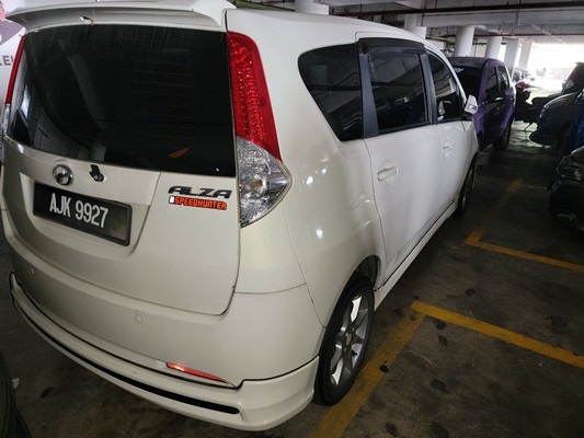 PERODUA ALZA 1.5 (A)