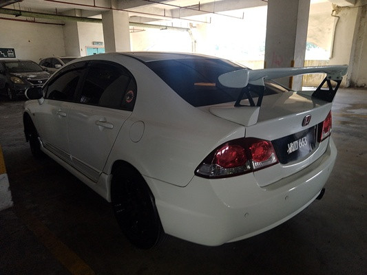 HONDA CIVIC 1.8 (A)