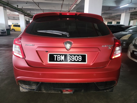 PROTON SUPRIMA 1.6 (A)