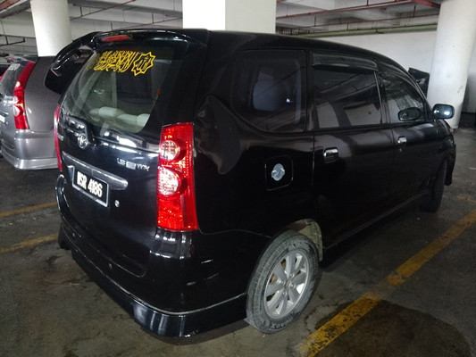 TOYOTA AVANZA 1.5 S (A)