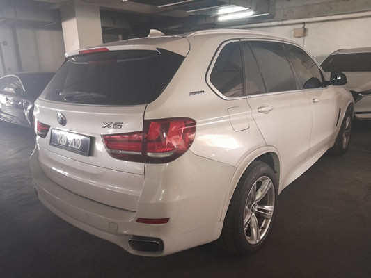 BMW X5 XDRIVE40E