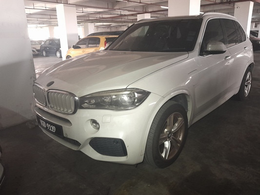 BMW X5 XDRIVE40E