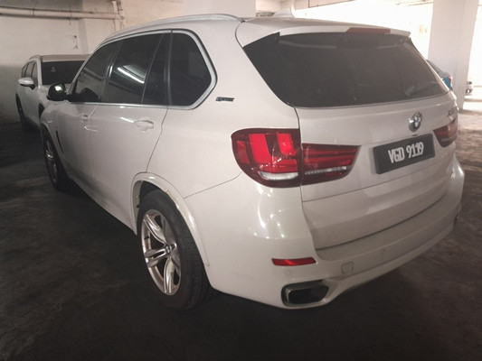 BMW X5 XDRIVE40E