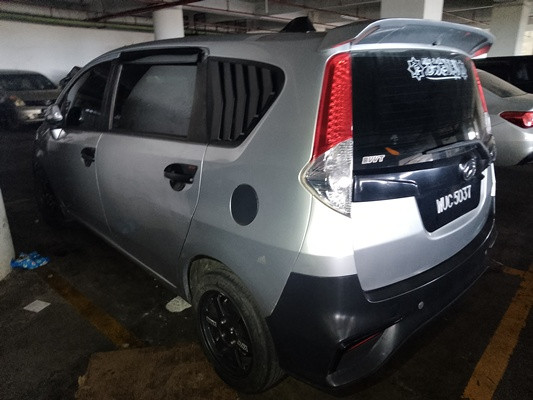 PERODUA ALZA 1.5 (A)