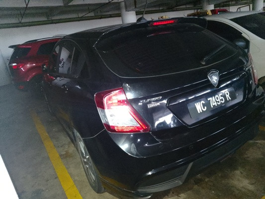 PROTON SUPRIMA 1.6 (A)