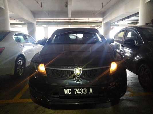 PROTON SUPRIMA 1.6 (A)