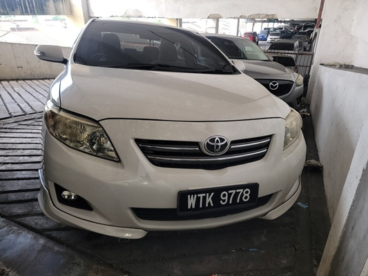 TOYOTA ALTIS 1.8 (A)